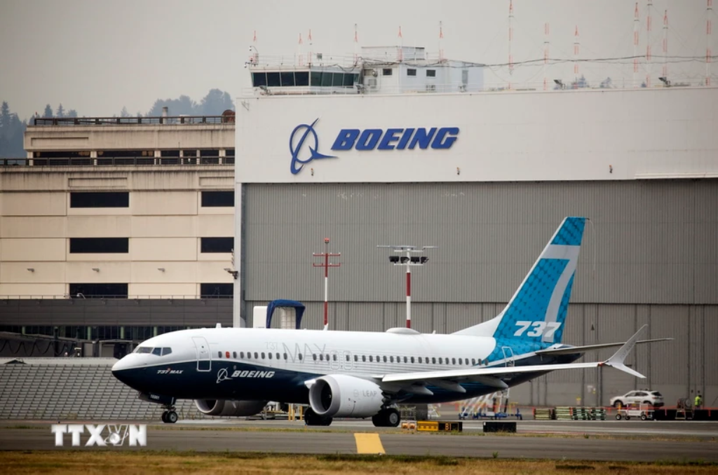 Chuỗi cung ứng gặp khó, Boeing hạ dự báo nhu cầu máy bay